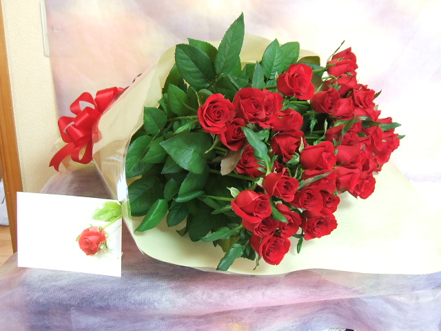 【冬期】赤バラの花束