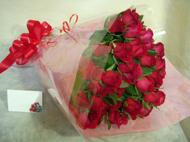 お好きな本数で♪赤バラの花束