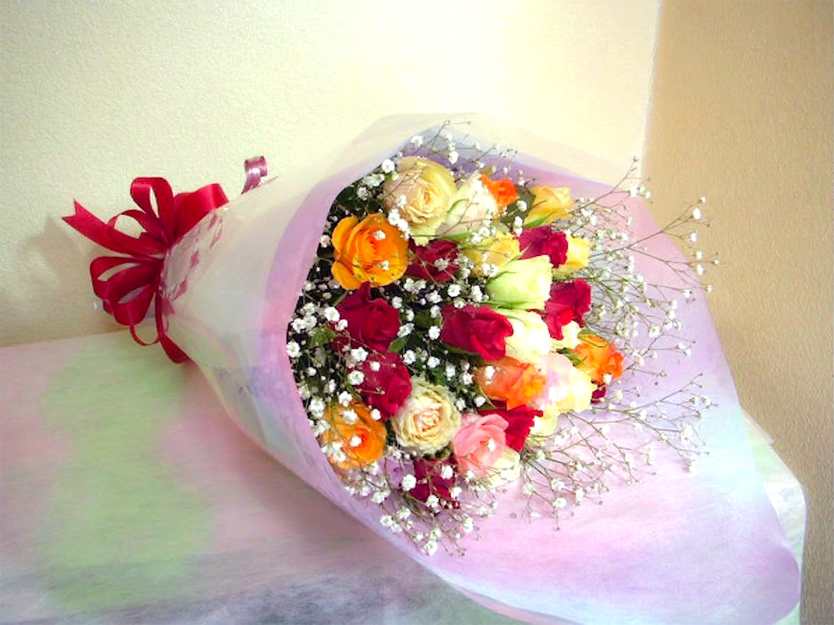 【色とりどり】5,000円のバラの花束