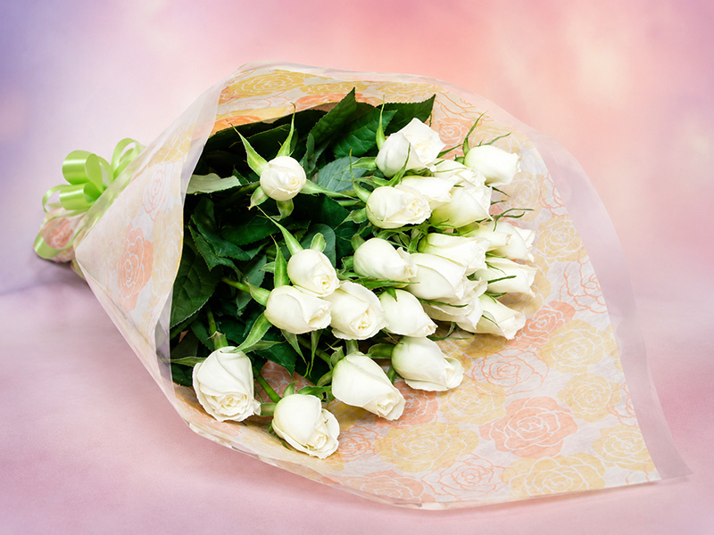 お好きな本数で♪白バラの花束
